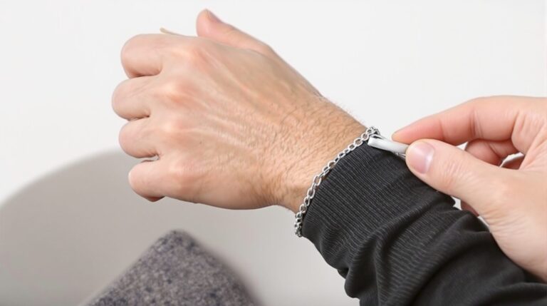 comment attacher un bracelet seul